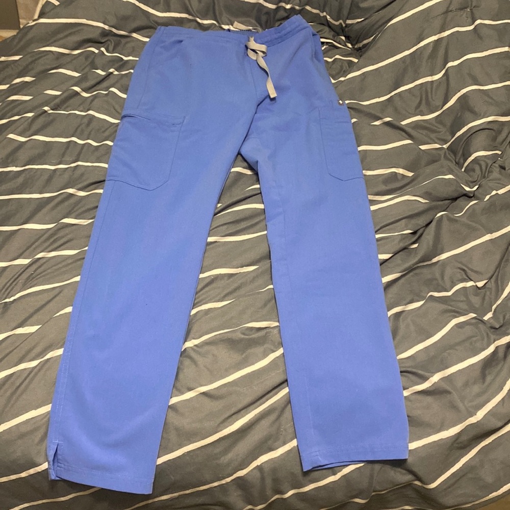 FIGS xs ceil blue yola scrub pants